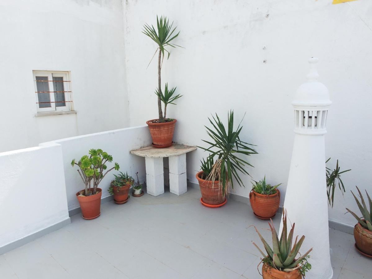 C01 - Blue Door City Apartment Lagos Luaran gambar