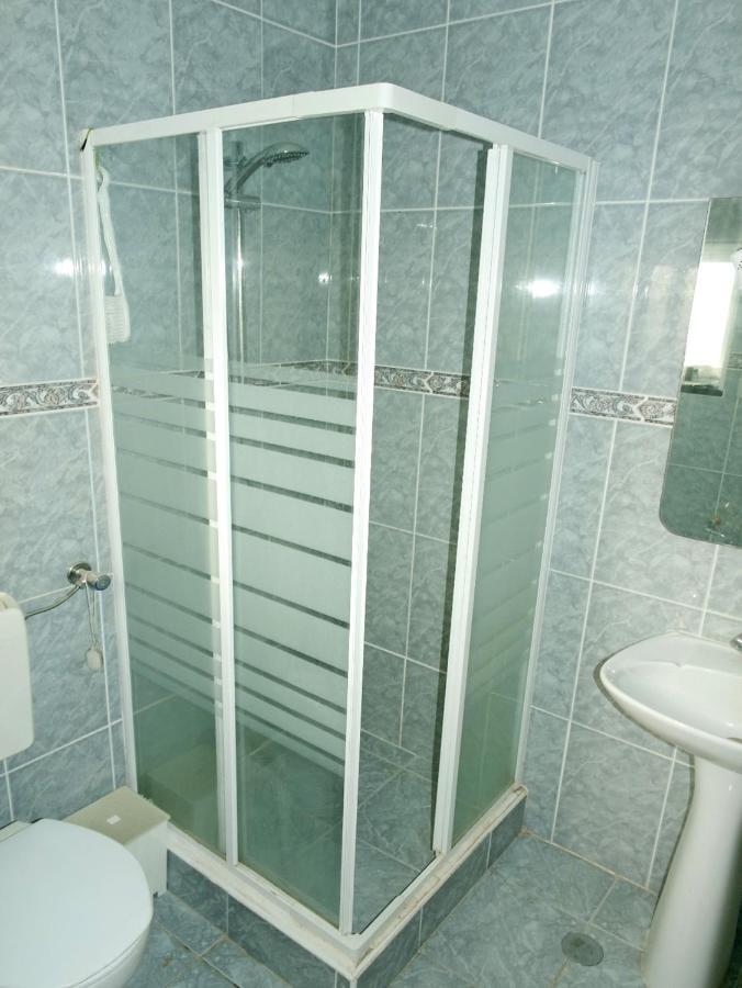 C01 - Blue Door City Apartment Lagos Luaran gambar